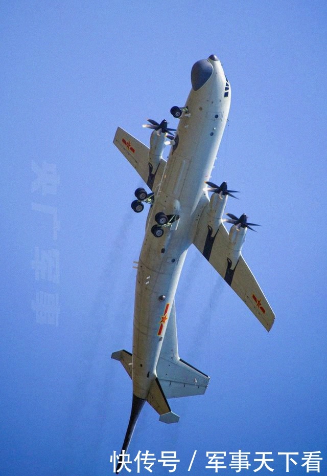 海军|剑指战场！东部战区海军航空兵出击