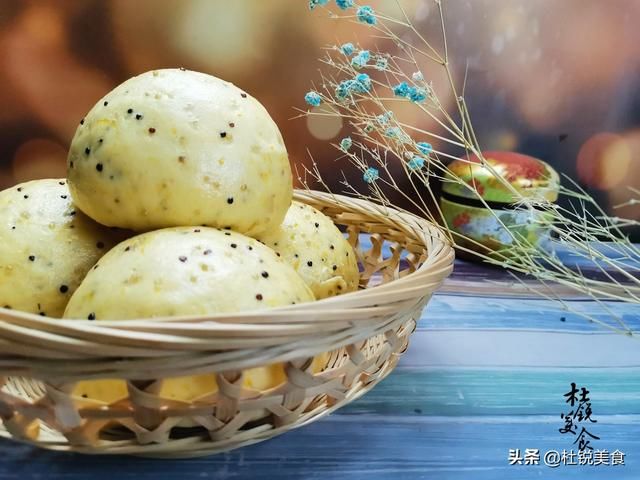  滴水|这杂粮营养可比牛肉，不加1滴水，蒸成风味南瓜馒头，有嚼劲