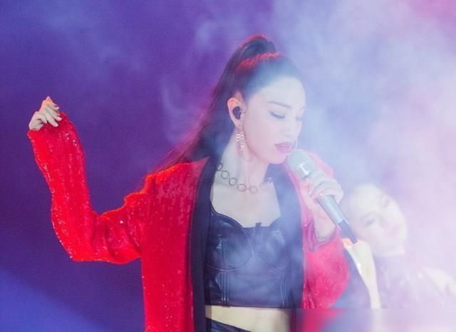  姐姐们|《青春芒果夜》宁静郑希怡郁可唯flow来袭，舞台炫酷到炸裂！