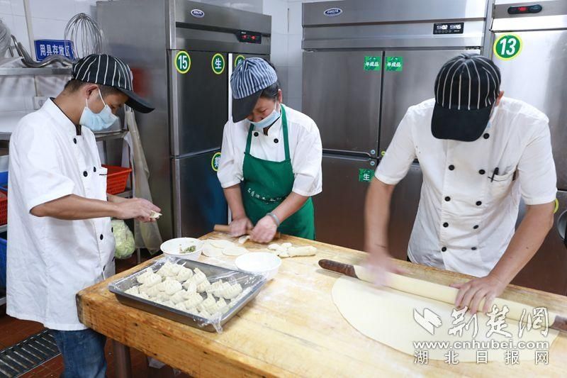 举措|拒绝“舌尖上的浪费” 武汉开发区机关食堂多举措推进光盘行动