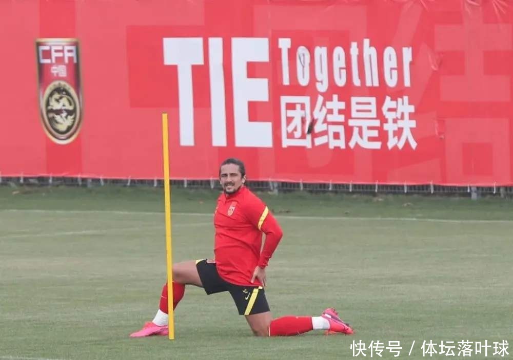 功勋|归化或有新突破!恒大功勋外援推荐儿子为国足而战,弥补自己遗憾