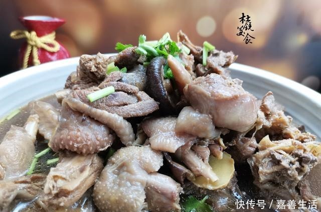 免疫增强|这食材是天然免疫增强剂,与鸡肉一起炖,特香,满满蛋白质