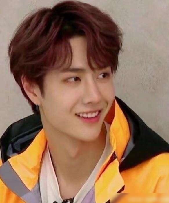  完美|完美结局《街舞3》，王一博张艺兴相遇，网友：张艺兴稍好