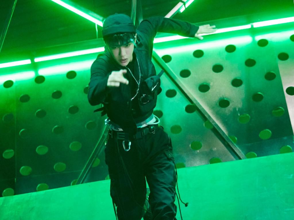 大神|王一博《街舞》遇大神,全场最活跃队长,网友:蓝忘机是他演的?