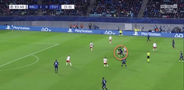  升级|马奎尔的最佳搭档！乌帕梅卡诺是否能够让曼联的后防线再次升级