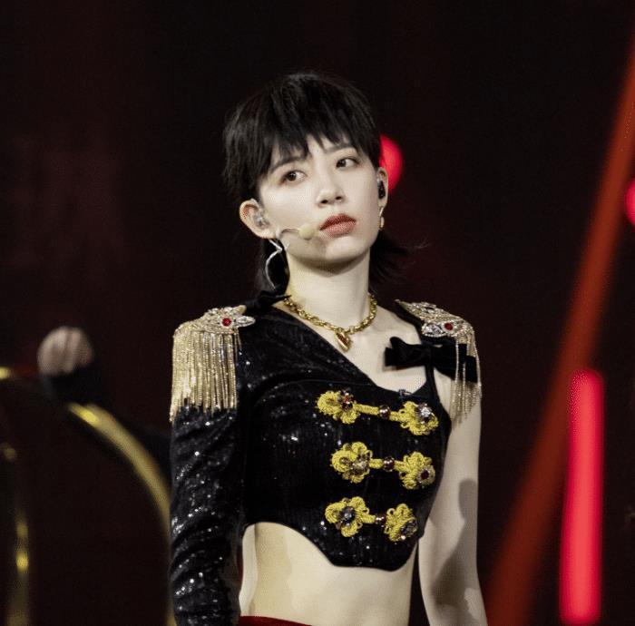 反转|《乘风破浪的姐姐》排名大反转,宁静无缘前三,冠军票数遥遥领先