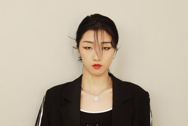  没想到|公关能力如此差的徐明朝，真的是捧红凤凰传奇的大佬吗？