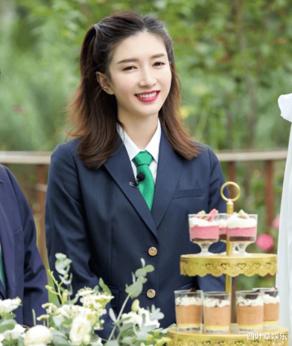  青春|《青春环游记》下期收视稳啦，邀请热播剧女主，学生装重回18岁