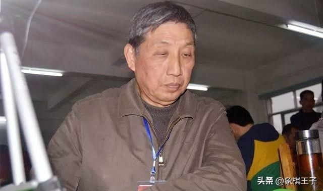  亚洲象棋|惨烈厮杀！惊心翻盘！70岁柳大华威震亚洲赛，天才少年雄起