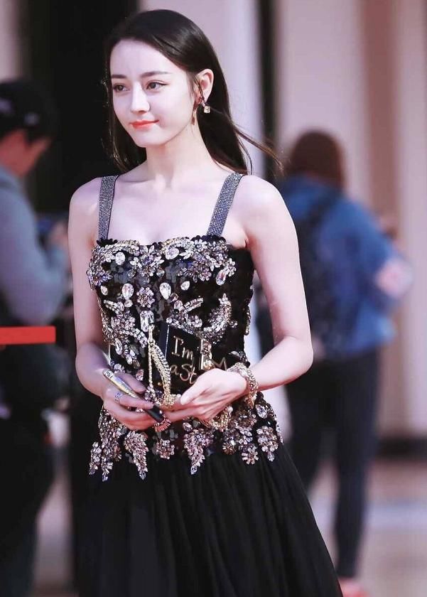  热巴|芒果台推出一档新综艺，热巴周深倾力加盟，看清是啥：没wifi也要追