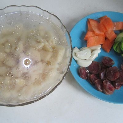 耳朵|香肠抱子甘蓝炒猫耳朵