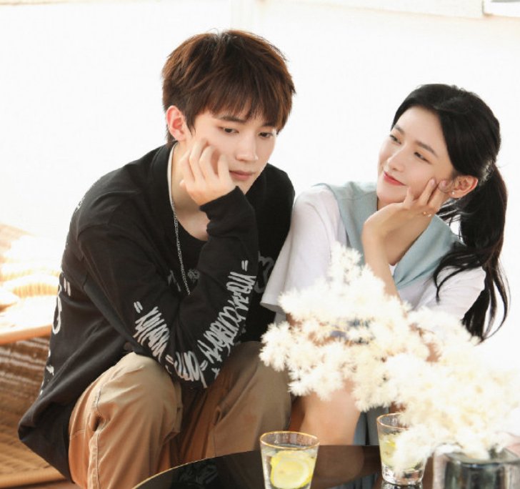  周翊然|蔡卓宜携新剧来袭，搭档周翊然上演甜宠剧，配角阵容也不输主演