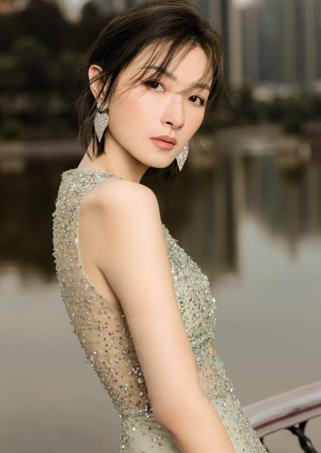 担当|芒果夜《浪姐》担当主角,万茜带伤主持,宁静团再唱《Flow》超燃