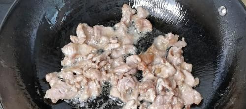  家常菜|鲜香味美的小白菜香菇炒肉，做法简单易学，清新入味，特美味