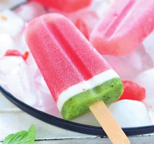 做成|吃不完的西瓜这样做成棒冰,清爽解暑、无添加,周末在家试试