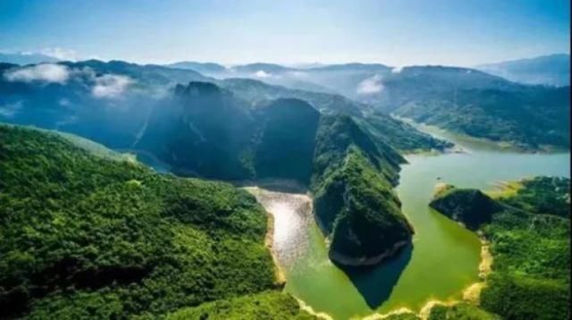  文化|沿长江而下讲中国故事，《中餐厅4》为什么选了这些口岸？