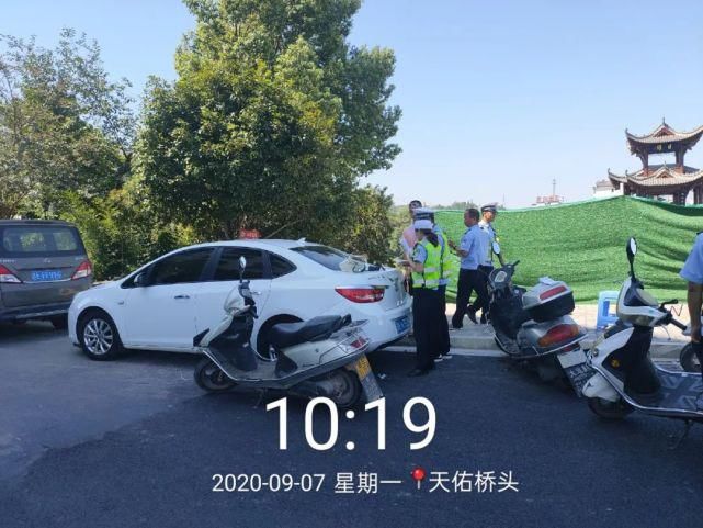 乱停乱放|【创文进行时】婺源交警在行动
