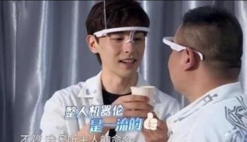  上热|邓伦被骂上热搜，两年6部综艺吃相太难看？他这一做法太不明智了