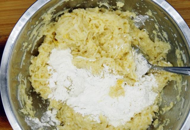  萝卜素丸子|它是民间美食，酥脆蓬松顺气，能当零食能当菜，一顿吃到直打嗝