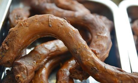 身上|鸭子身上的鸭脖,吃了会得淋巴癌?营养师辟谣:处理干净就能放心