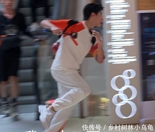  哥哥|《元气满满的哥哥》播出，杨洋唱无价之姐