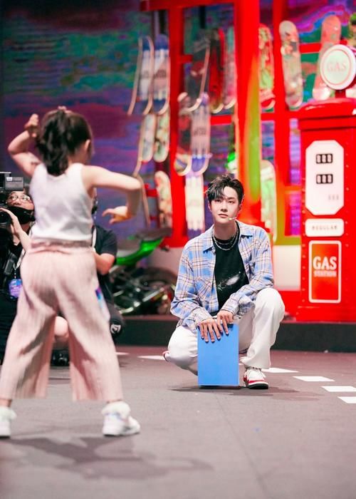  节目组针对|本期《街舞3》因针对王一博改规则惹争议，网友：节目组太作注定糊掉