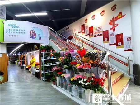  农贸市场|不怕有纠纷 昆明这家智慧生鲜市场交易信息一“码”可见