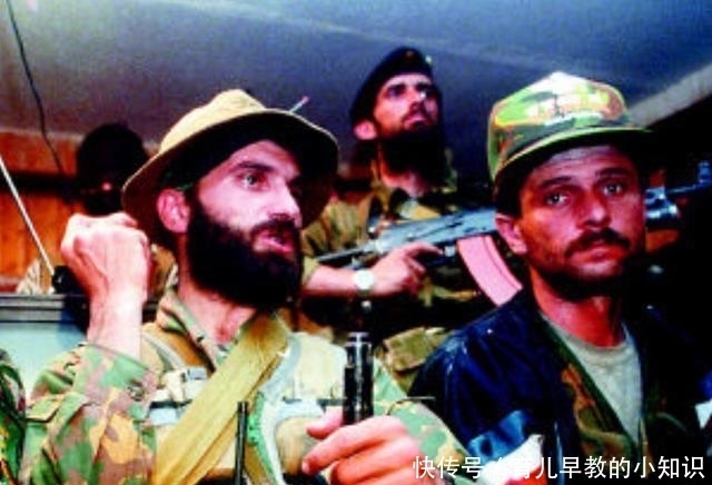 车臣|车臣战争, 老卡德罗夫为何突然反水?