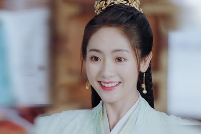  感觉|邢菲终于要主演古装剧了，看到“男主”是谁：这颜值完全不输林一