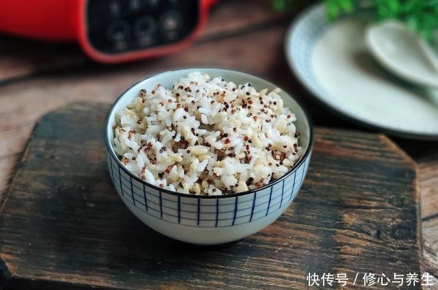 淘洗干净|常吃粗粮好处多,推荐四款粗粮米饭,营养又香软,让家人吃出健康