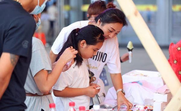  市集|滨海文化中心后备箱市集开启个性时髦夜生活