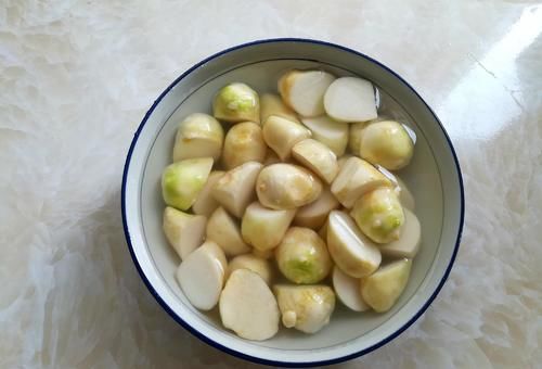  蒸一蒸|立秋时节，最该吃这菜，蒸一蒸营养鲜美，才2元1斤，比大鱼大肉强