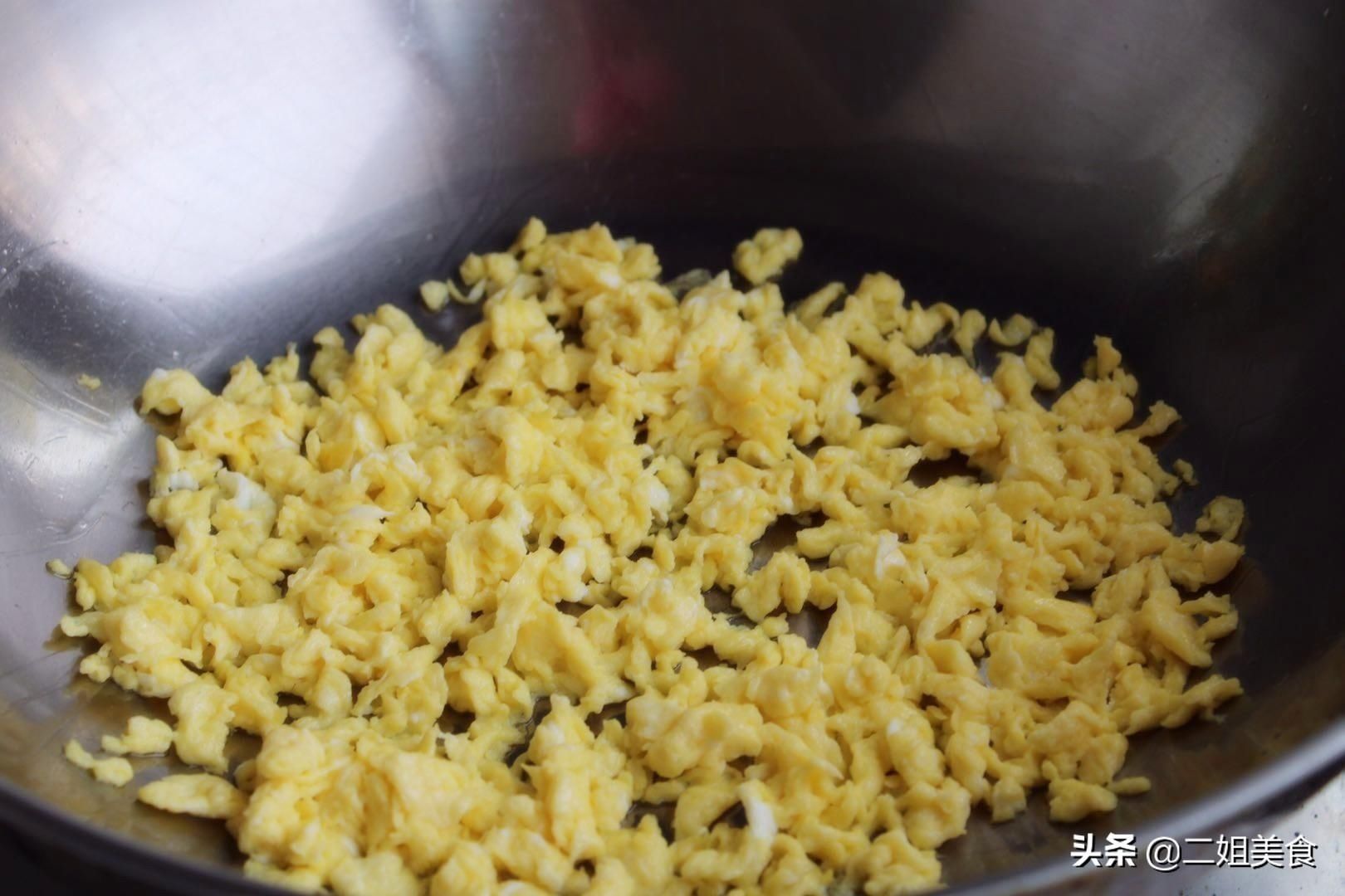 饺子馅|秋天要多吃饺子,韭菜芹菜都靠边站,用这菜做饺子馅,营养还解馋