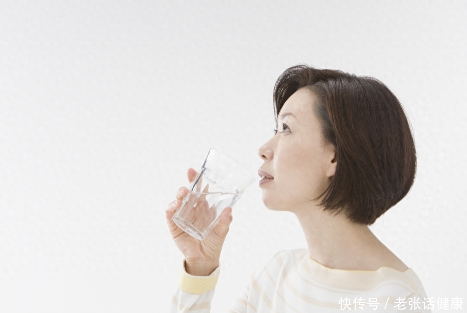 老得慢的女人都有哪些特征(“老得慢”的女人，身上一般有6个共性，看看你占几个？)