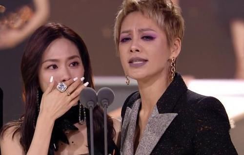  成团|《姐姐》宁静发言引争议，合影被质疑抱团，是你心中的女团吗？