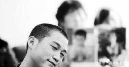 微笑|法庭上微笑求死的“90后杀人犯”,判决结果下来后,笑容瞬间消失