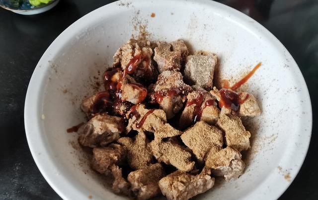  好吃|原来排骨还能这样做，焦香不柴，比饭店的还好吃，做法也简单