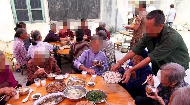 下坡路|农村最低调的职业，隔三差五赚一笔还很吃香，如今却走了下坡路