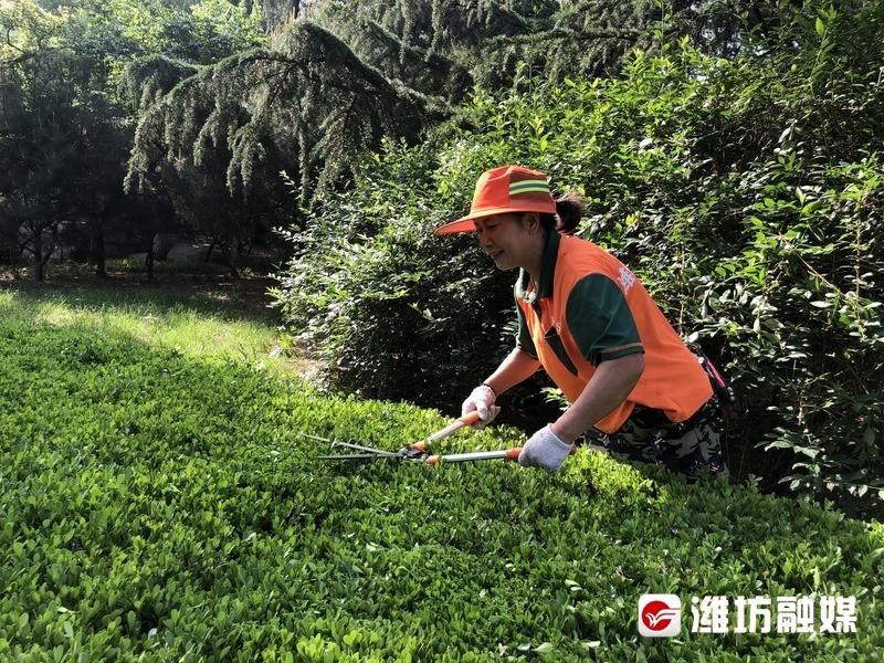 烈日下守护端午假期的你们，辛苦啦！