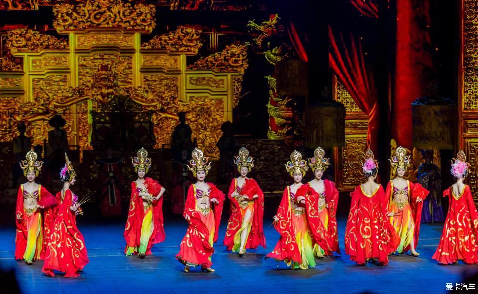  主题酒店|杭州有很多美景与动人的故事，宋城千古情的表演也非常震撼
