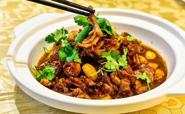 毫无|不可错过的舌尖皖南，毫无“头衔”的菜品，却道道令人垂涎三尺