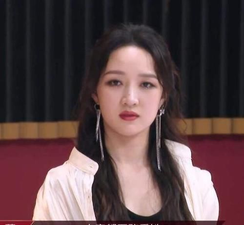  孟佳和王霏|同是女团出身，王霏霏比孟佳差在哪？《王牌》导演的态度就是答案