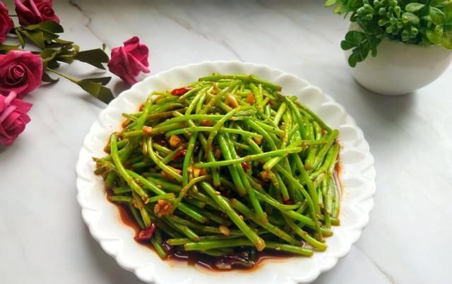 步骤|春节餐桌上最受欢迎的一道蔬菜,比肉香比肉贵,亲朋好友都喜欢