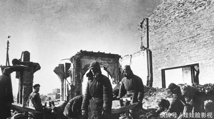 斯大林格勒|“坦克坟场”库尔斯克会战,史上规模最大的战争全解析