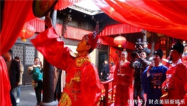 李固言|傻子赶考巧遇一老妇人: 你今天能中状元, 日后能当宰相, 字字应验