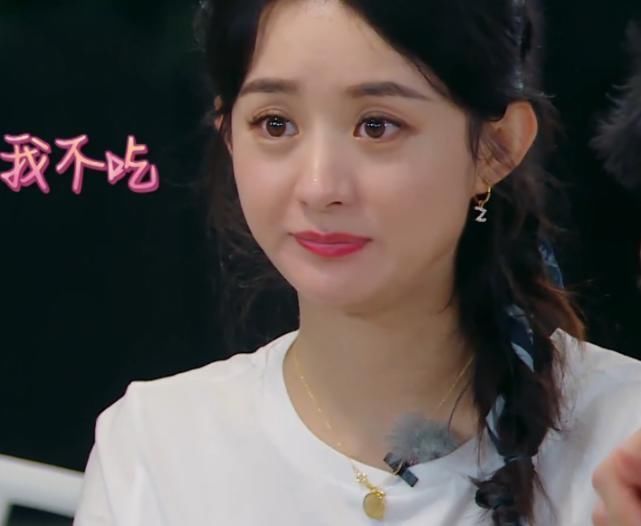 赵丽颖|赵丽颖李浩菲吃面条,看清两人的吃相,女明星和艺人差距一目了然