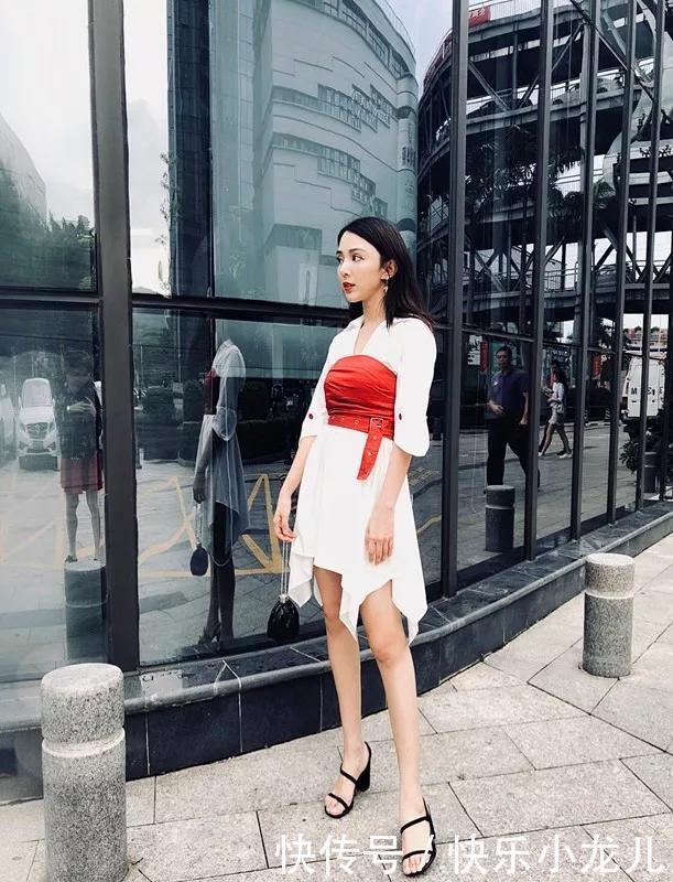 抹胸|穿搭:衬衫裙外搭一件抹胸,更加的有魅力