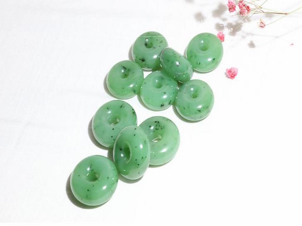 冰底菠菜绿|俄碧的颜色种类有哪些？诉说它的“青春碧玉”的颜色