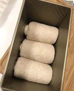 拉丝|教你做无油无糖低卡全麦吐司,超软拉丝,健身好搭档!