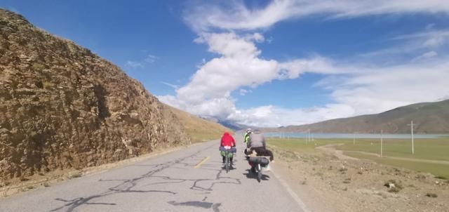  走失|新藏线挑战第二十七天，边牧“拉萨”被主人领走，希望它不再走失